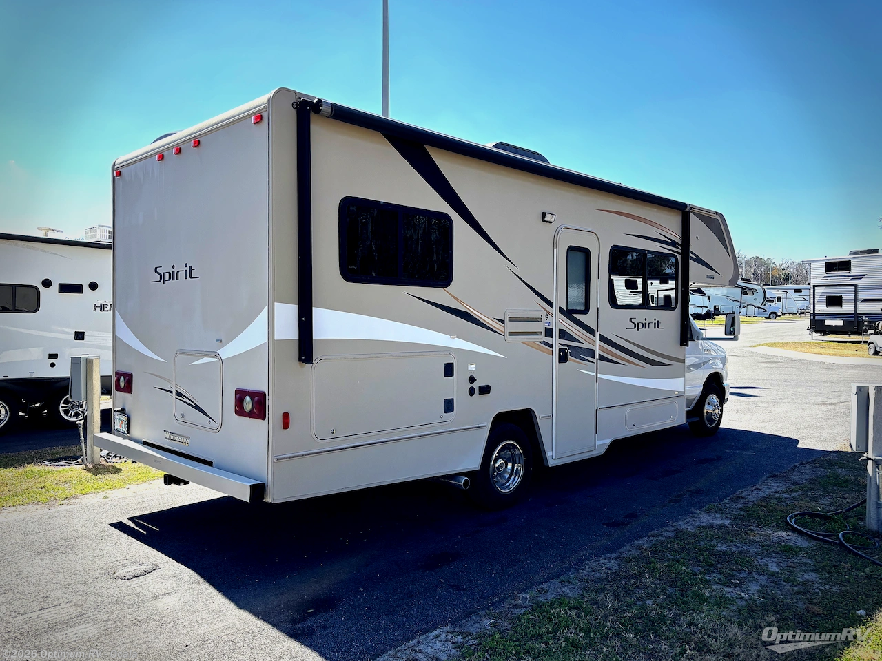 2017 Winnebago Spirit 25B - Used Class C For Sale by Optimum RV - Ocala in Ocala, Florida features Awning