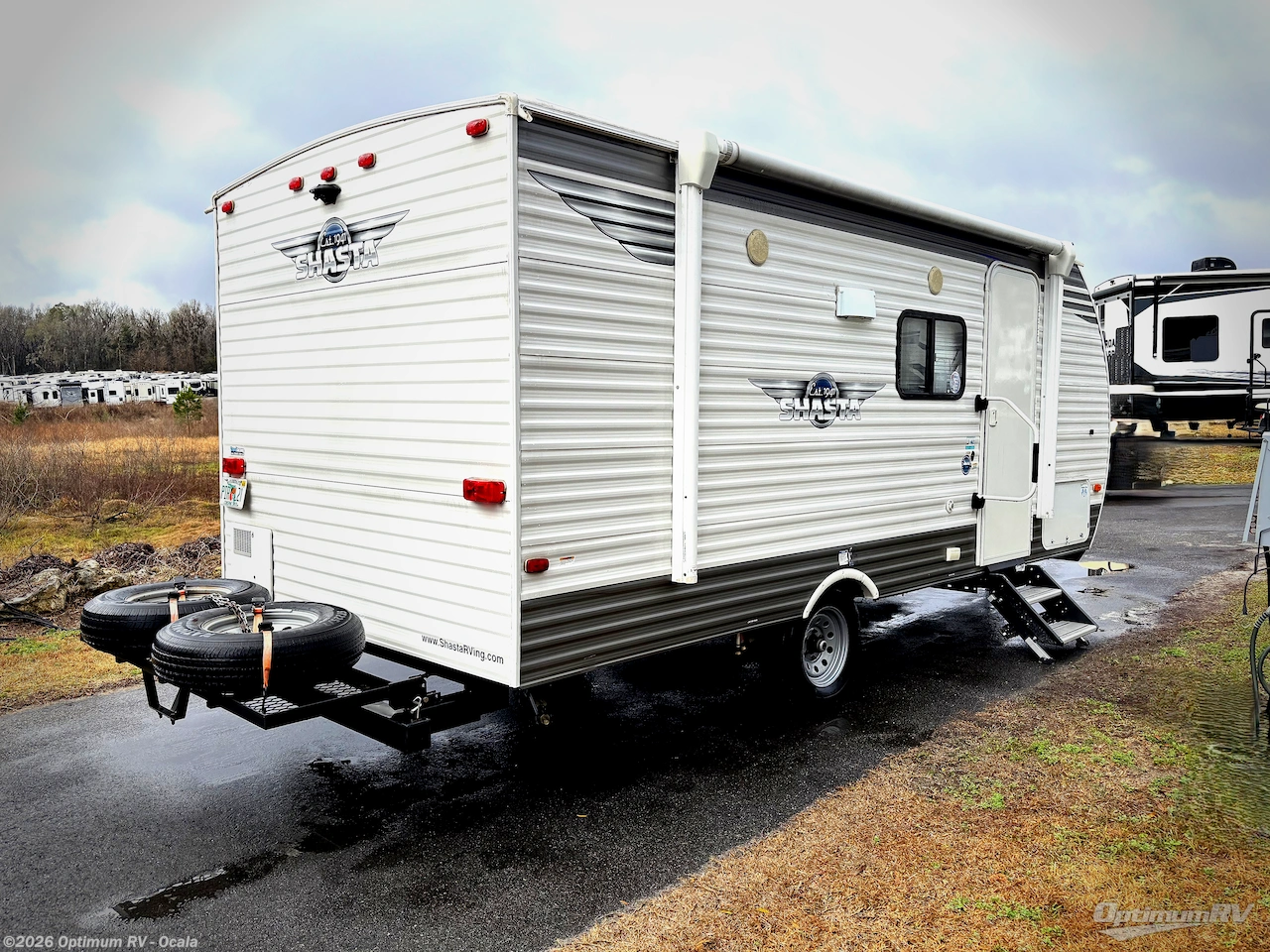 2021 Shasta Shasta 18BH - Used Travel Trailer For Sale by Optimum RV - Ocala in Ocala, Florida features Awning