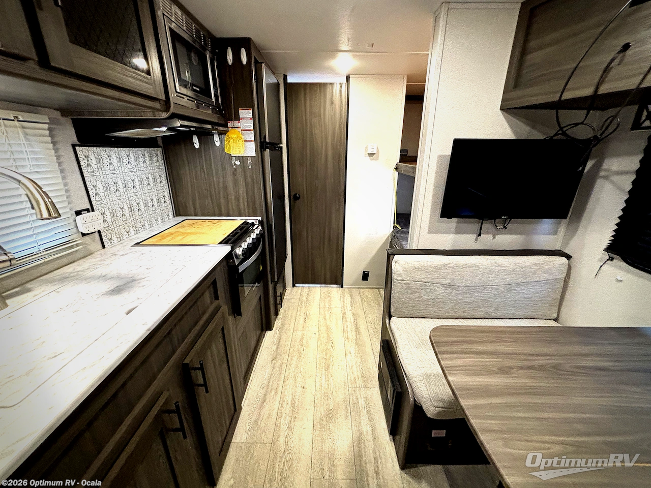 Used 2021 Shasta Shasta 18BH available in Ocala, Florida