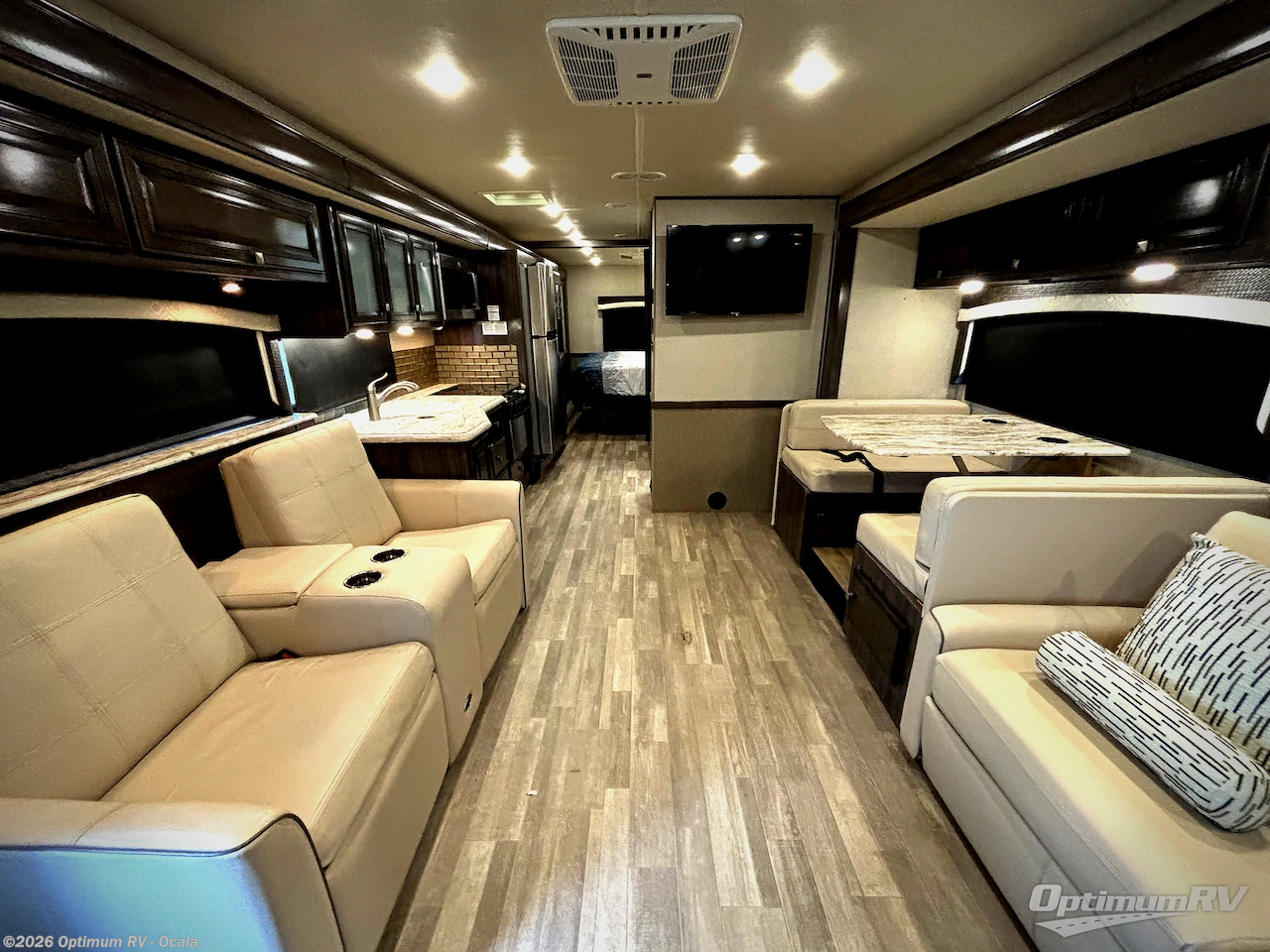 Used 2019 Fleetwood Flair 35R available in Ocala, Florida