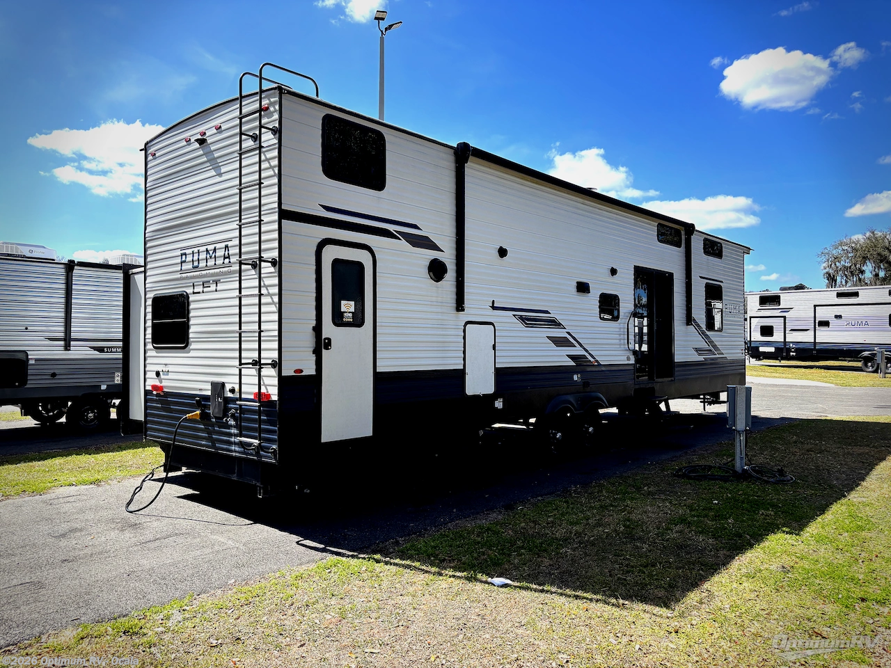 2025 Palomino Puma Destination 429LFT - Used Destination Trailer For Sale by Optimum RV - Ocala in Ocala, Florida features Slideout, Awning