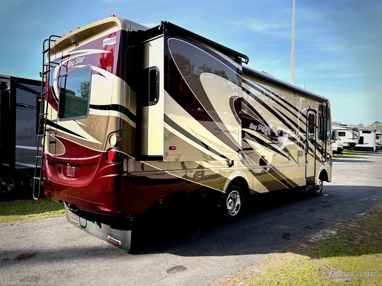 2014 Newmar Bay Star 2903 - Used Class A For Sale by Optimum RV - Ocala in Ocala, Florida features Slideout