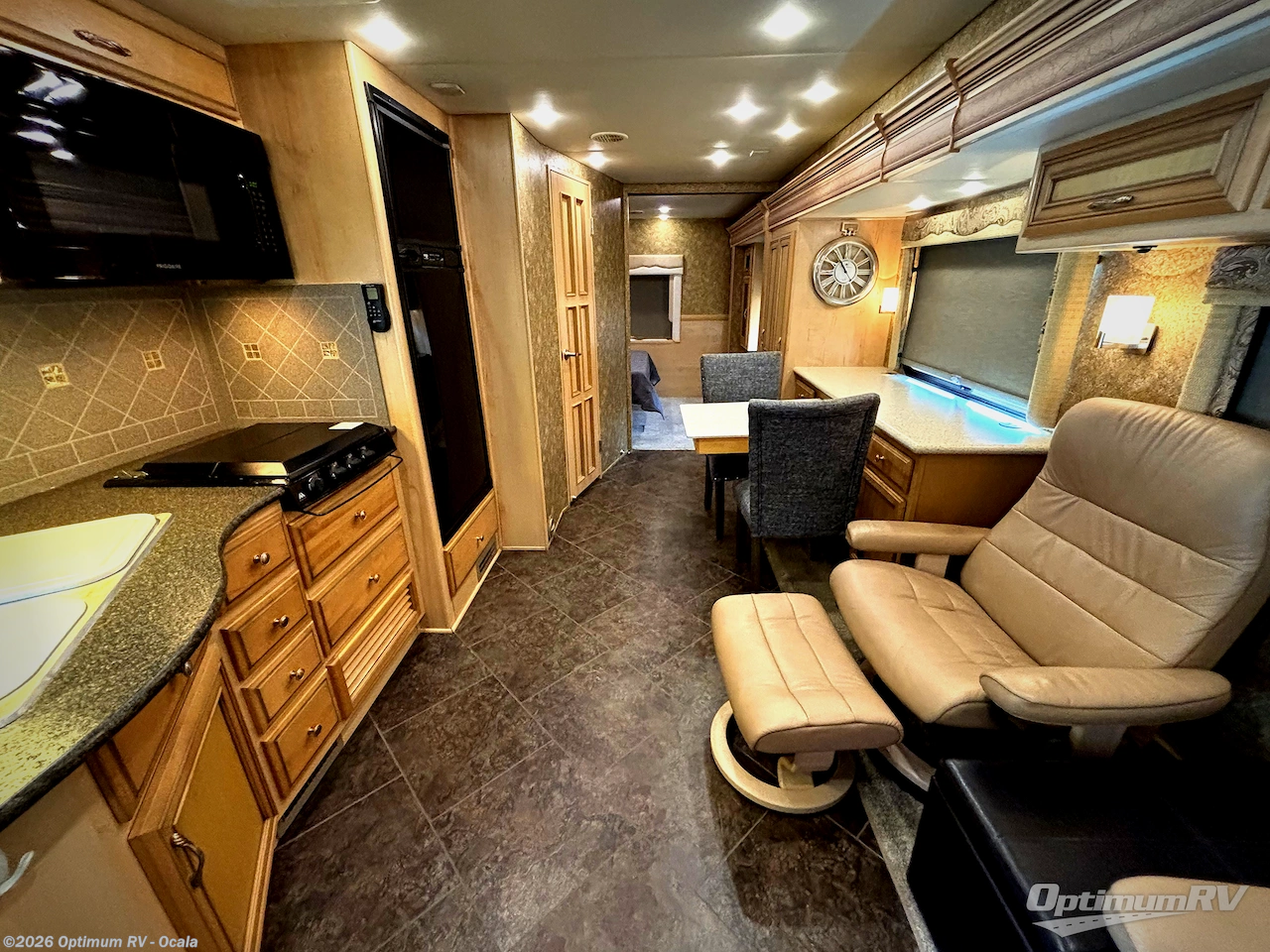 Used 2014 Newmar Bay Star 2903 available in Ocala, Florida