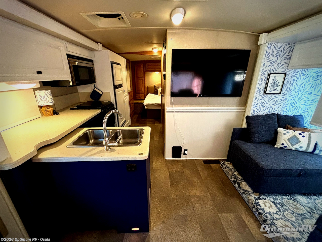 Used 2014 Winnebago Vista 27N available in Ocala, Florida