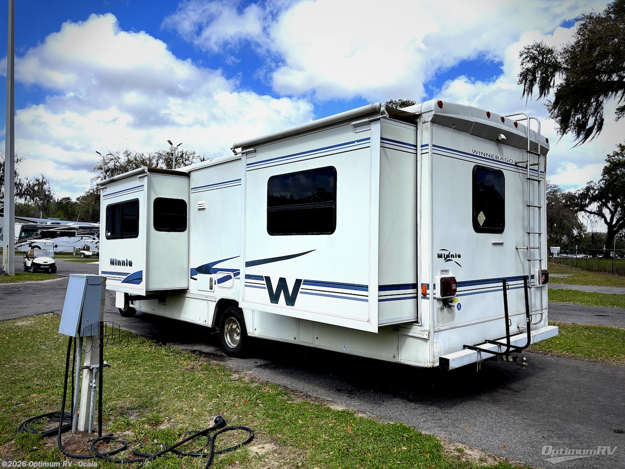 2003 Minnie Winnie 329B by Winnebago from Optimum RV - Ocala in Ocala, Florida