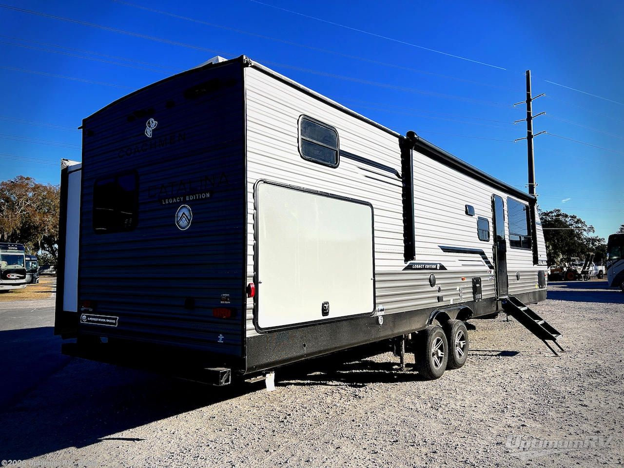 2026 Catalina Legacy Edition 343BHTS by Coachmen from Optimum RV - Ocala in Ocala, Florida