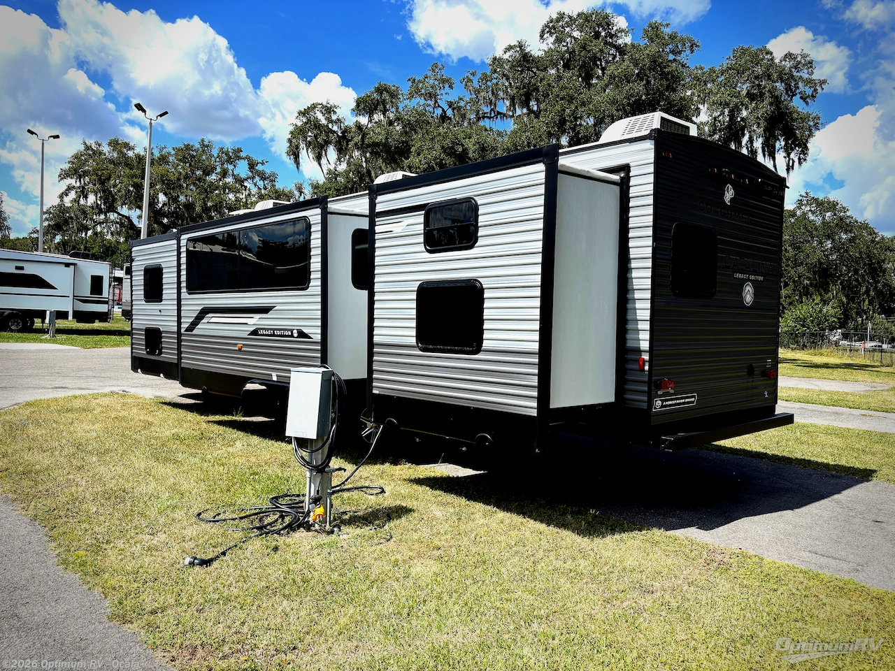 2026 Catalina Legacy Edition 343BHTS by Coachmen from Optimum RV - Ocala in Ocala, Florida