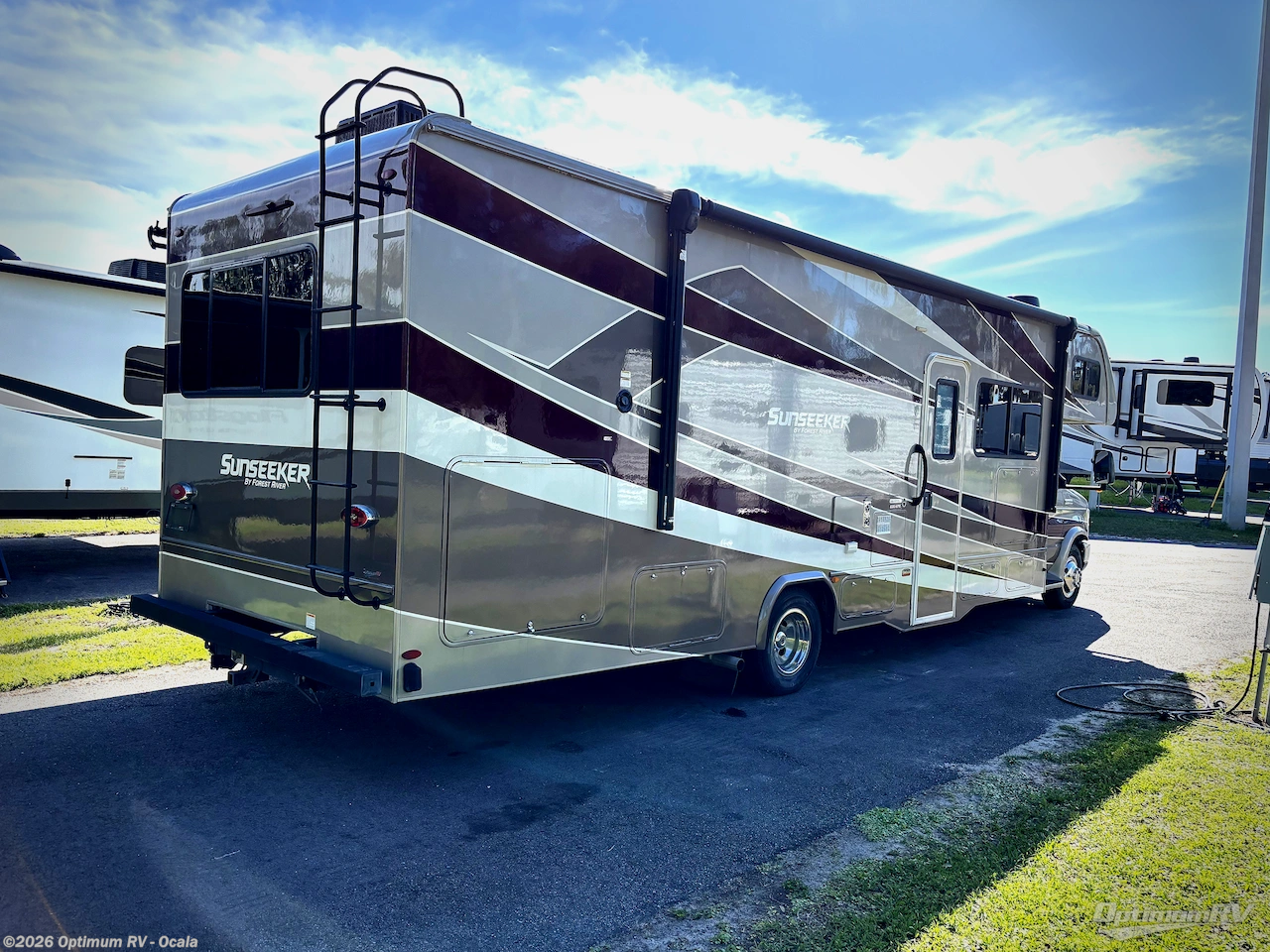 2019 Forest River Sunseeker 3050S Ford - Used Class C For Sale by Optimum RV - Ocala in Ocala, Florida features Awning, Slideout