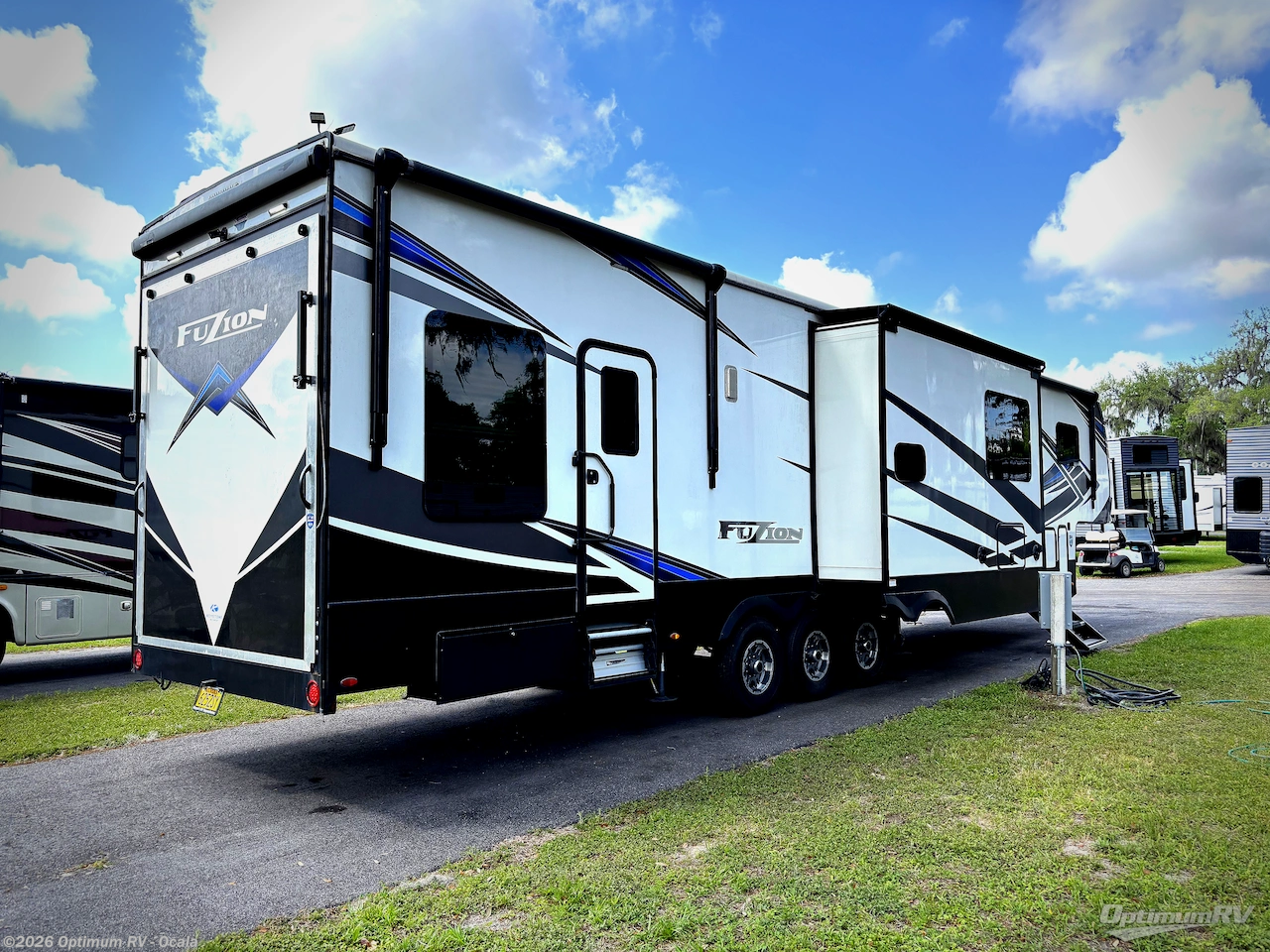 2021 Keystone Fuzion 430 - Used Fifth Wheel For Sale by Optimum RV - Ocala in Ocala, Florida features Slideout, Awning