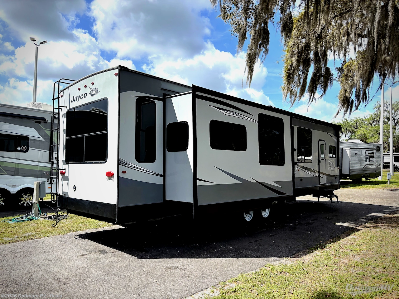 2020 Jayco Jay Flight Bungalow 40RLTS - Used Travel Trailer For Sale by Optimum RV - Ocala in Ocala, Florida features Awning, Slideout