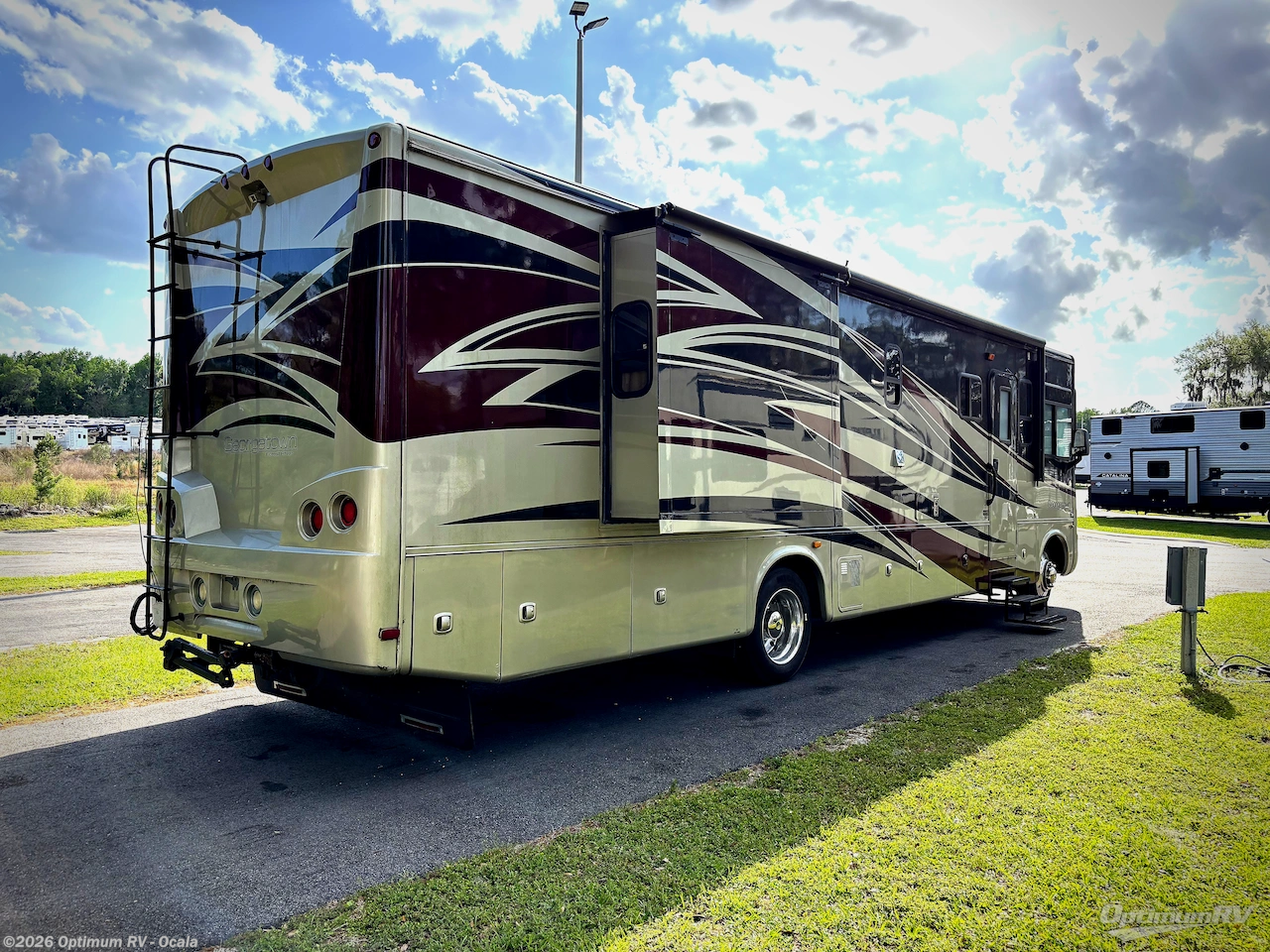 2012 Forest River Georgetown XL 360DS - Used Class A For Sale by Optimum RV - Ocala in Ocala, Florida features Slideout