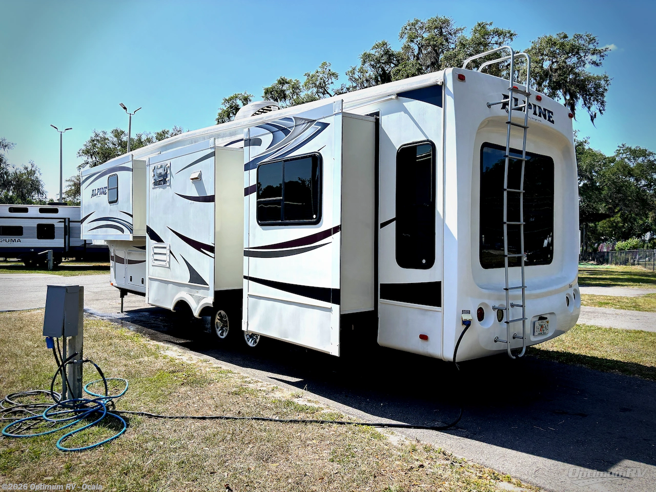 2013 Alpine 3555RL by Keystone from Optimum RV - Ocala in Ocala, Florida