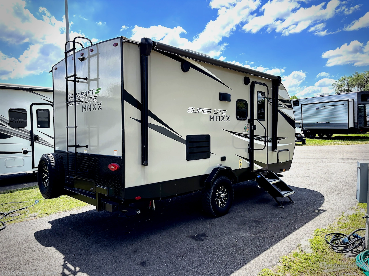 2022 Starcraft Super Lite Maxx 17BH - Used Travel Trailer For Sale by Optimum RV - Ocala in Ocala, Florida features Awning