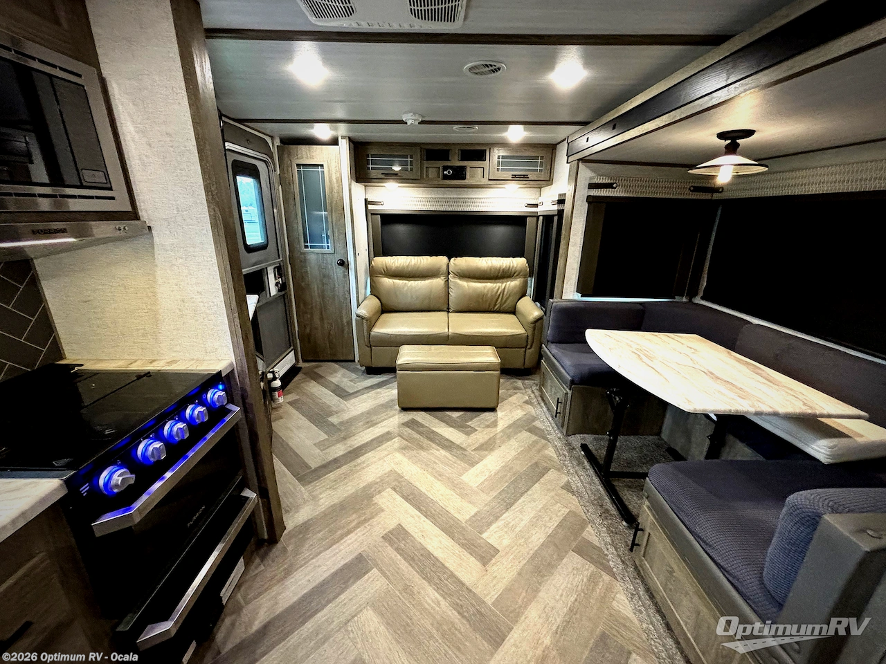 Used 2020 Forest River Salem Hemisphere Hyper-Lyte 24RLHL available in Ocala, Florida