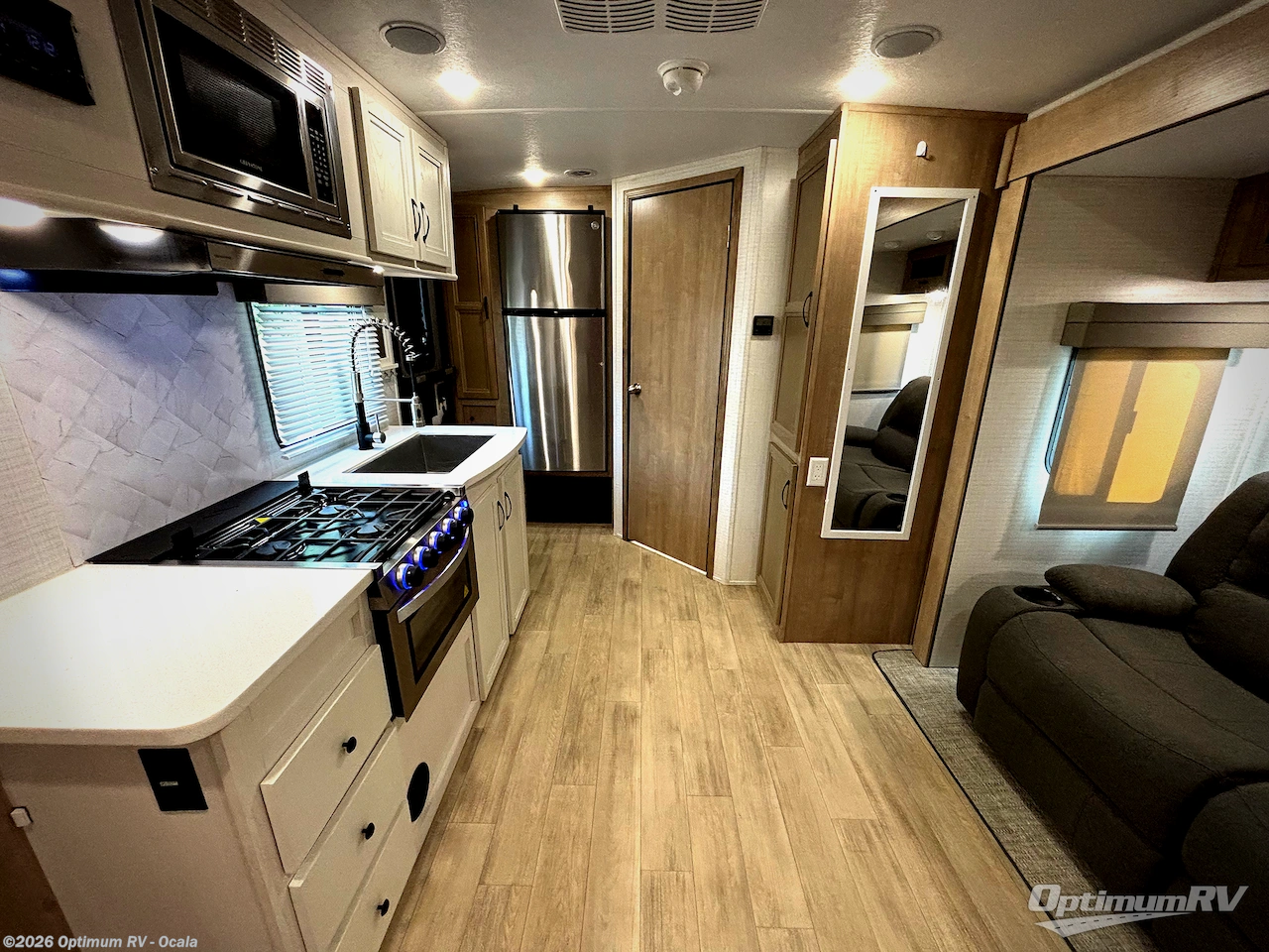 2023 Solaire 208SS by Palomino from Optimum RV - Ocala in Ocala, Florida