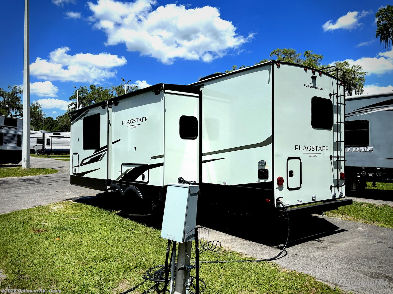 2026 Forest River Flagstaff Classic 826MBR - New Travel Trailer For Sale by Optimum RV - Ocala in Ocala, Florida features Slideout, Awning