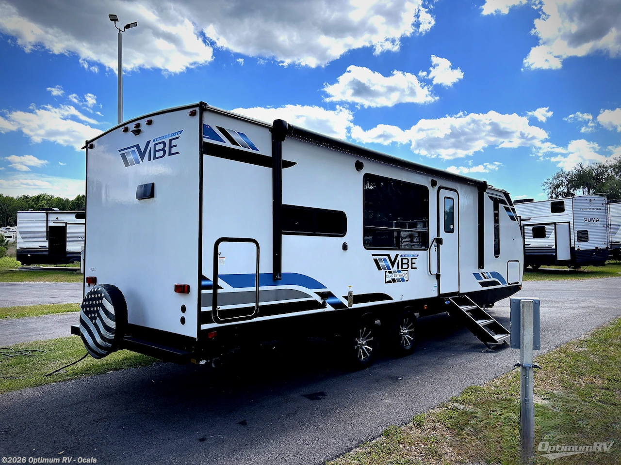 2022 Forest River Vibe 26RK - Used Travel Trailer For Sale by Optimum RV - Ocala in Ocala, Florida features Slideout, Awning