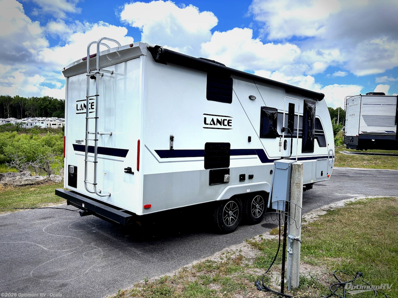 2022 Lance Lance Travel Trailers 1985 - Used Travel Trailer For Sale by Optimum RV - Ocala in Ocala, Florida features Awning, Slideout