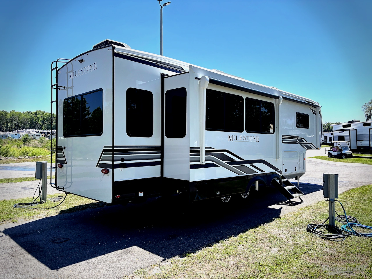 2026 Heartland Milestone 31RL - New Fifth Wheel For Sale by Optimum RV - Ocala in Ocala, Florida features Slideout, Awning