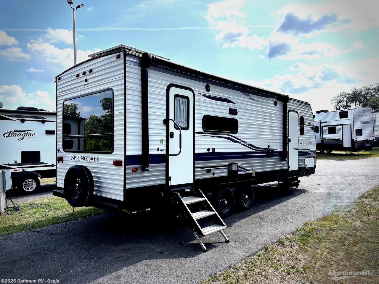 2022 Keystone Springdale 266RL - Used Travel Trailer For Sale by Optimum RV - Ocala in Ocala, Florida features Slideout, Awning
