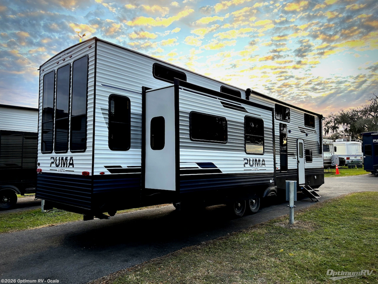 2026 Palomino Puma Vista 401RLFT - New Destination Trailer For Sale by Optimum RV - Ocala in Ocala, Florida features Slideout, Awning