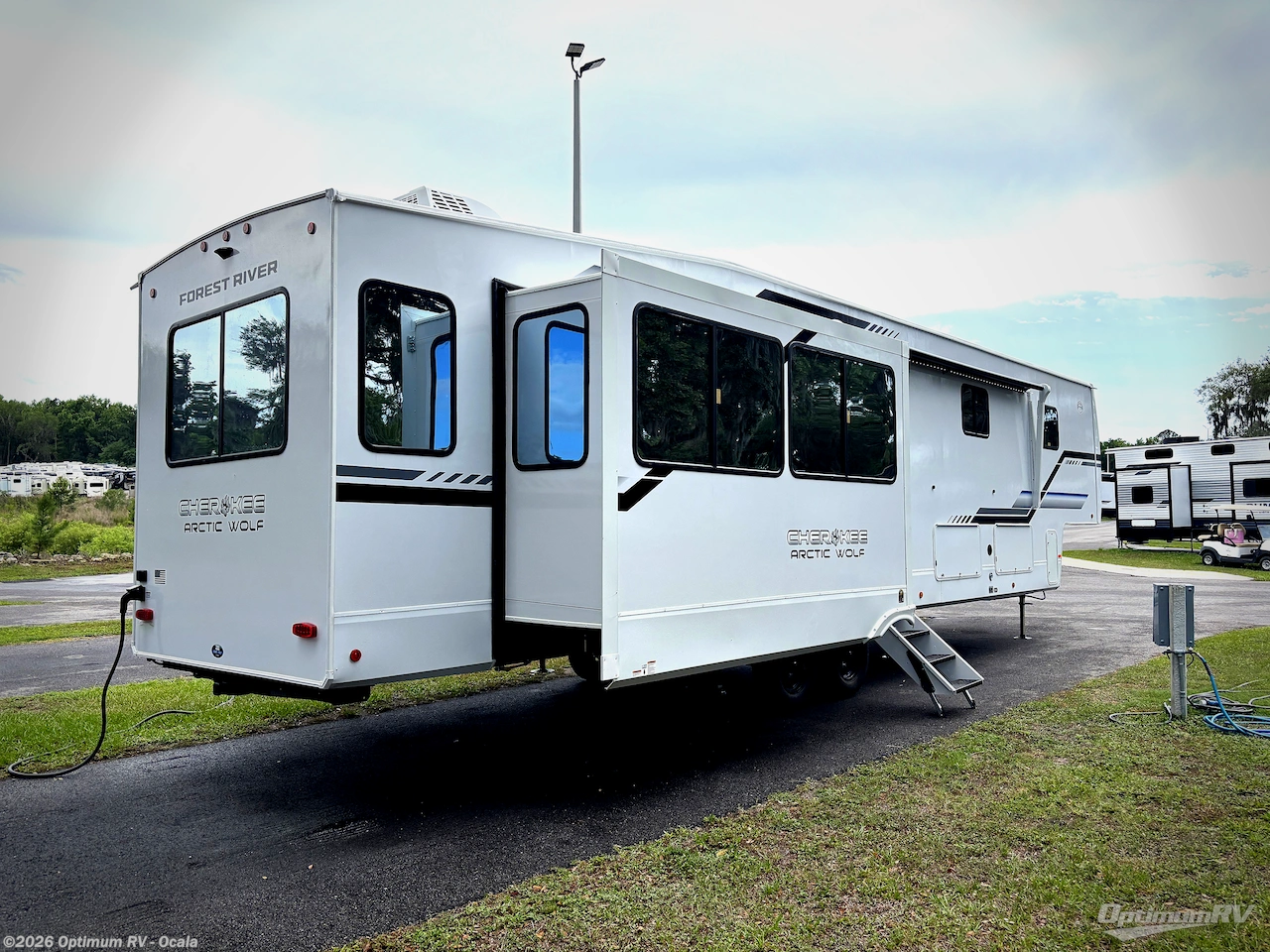 2026 Forest River Cherokee Arctic Wolf 3650SUITE - New Fifth Wheel For Sale by Optimum RV - Ocala in Ocala, Florida features Slideout, Awning