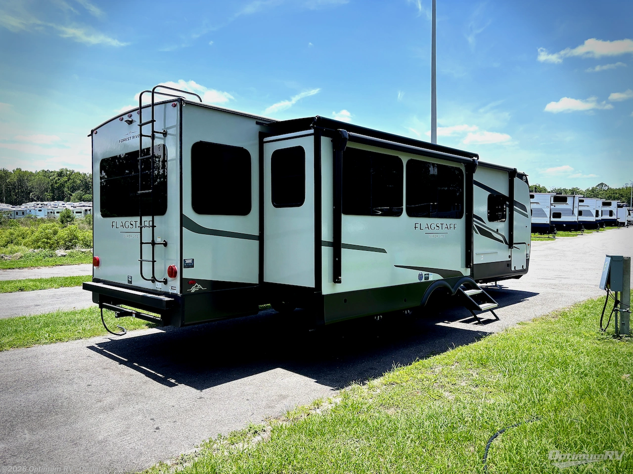 2026 Forest River Flagstaff Super Lite 29RLKS - New Travel Trailer For Sale by Optimum RV - Ocala in Ocala, Florida features Awning, Slideout