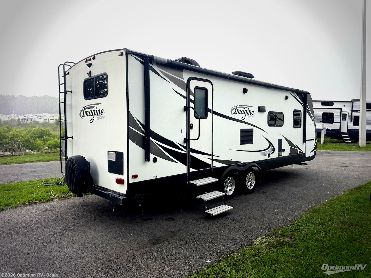 2017 Grand Design Imagine 2600RB - Used Travel Trailer For Sale by Optimum RV - Ocala in Ocala, Florida features Slideout