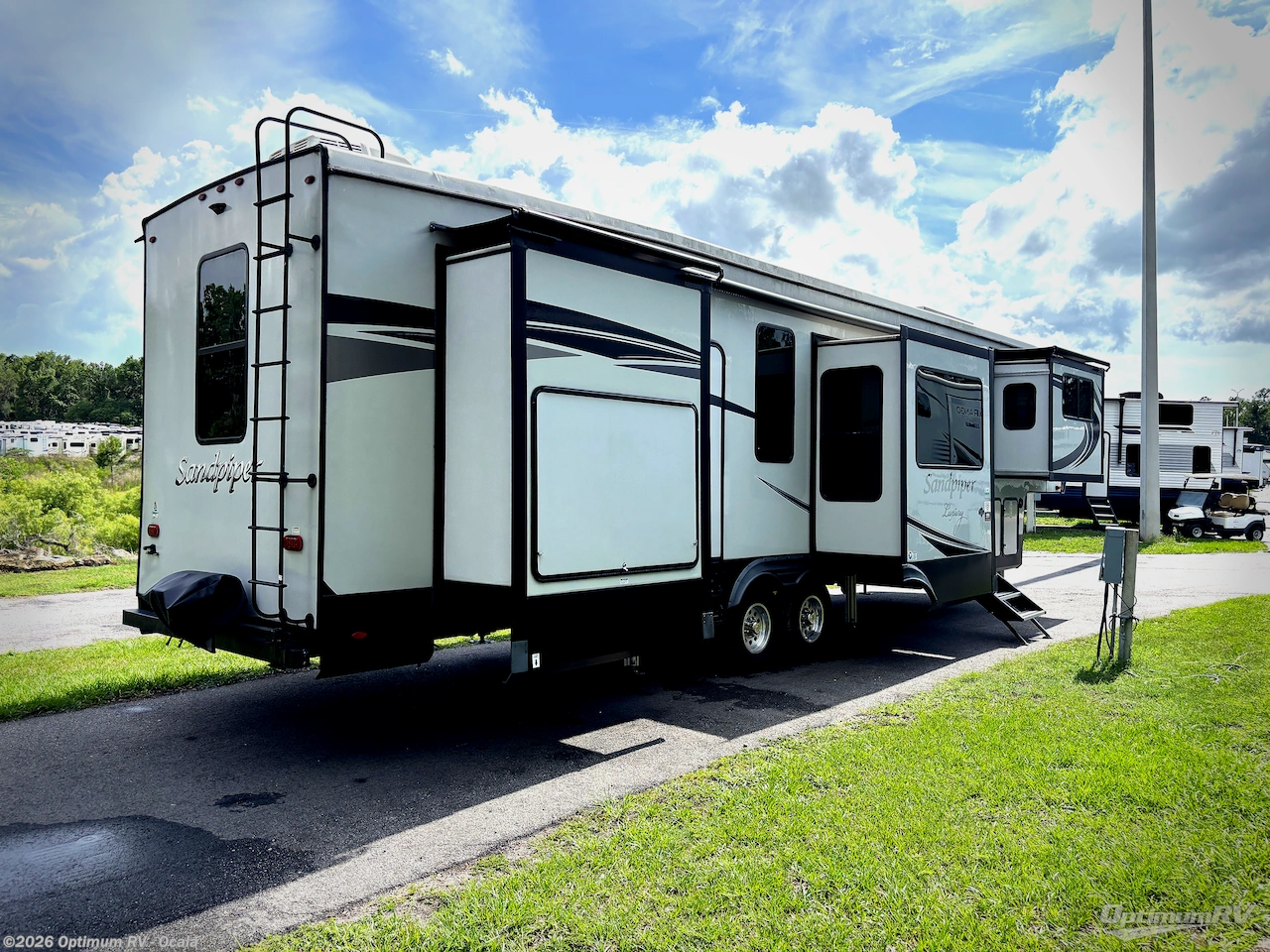 2022 Forest River Sandpiper Luxury 379FLOK - Used Fifth Wheel For Sale by Optimum RV - Ocala in Ocala, Florida features Slideout, Awning
