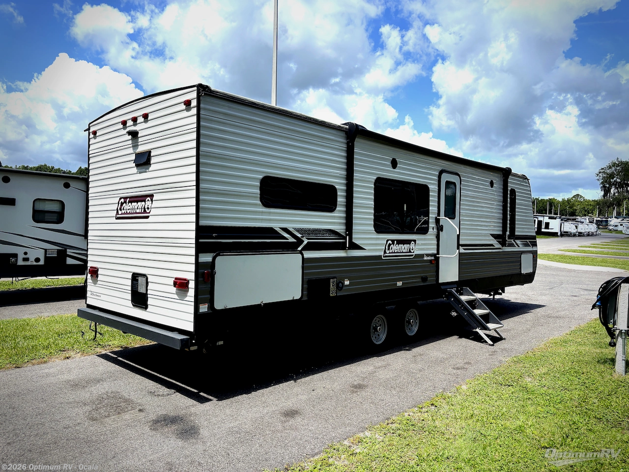 2022 Dutchmen Coleman Lantern Series 286RK - Used Travel Trailer For Sale by Optimum RV - Ocala in Ocala, Florida features Slideout, Awning