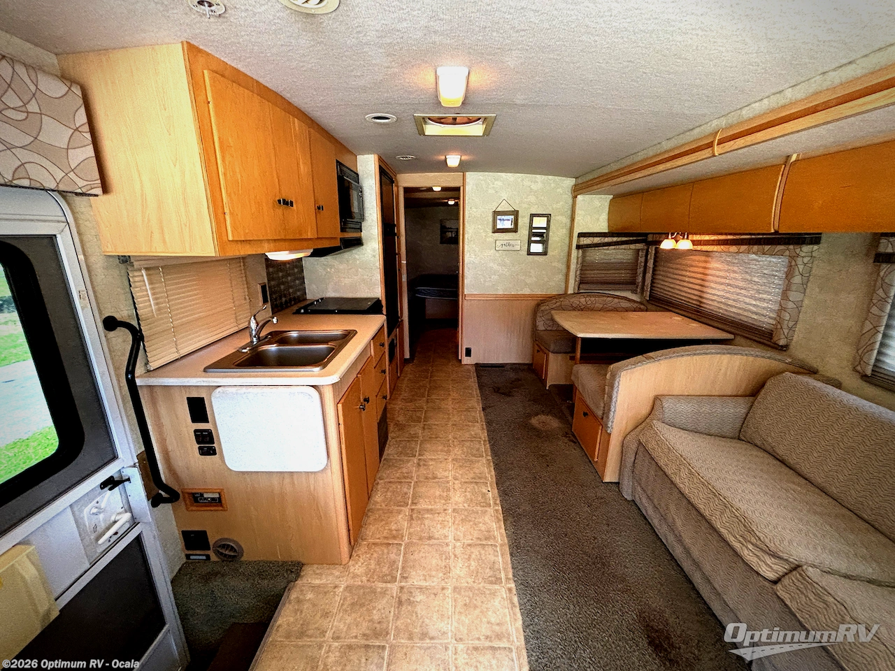 Used 2007 Itasca Sunova 35J available in Ocala, Florida