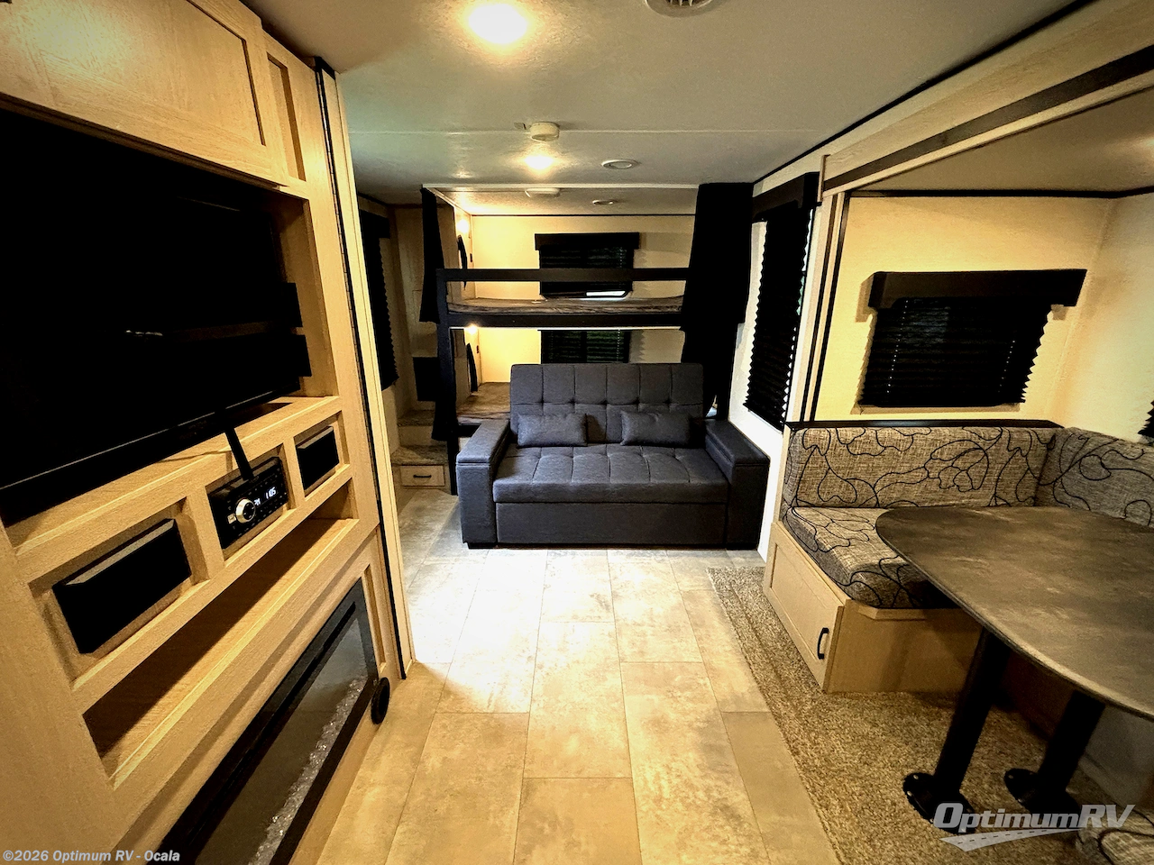 Used 2022 Coachmen Apex Ultra-Lite 266BHS available in Ocala, Florida