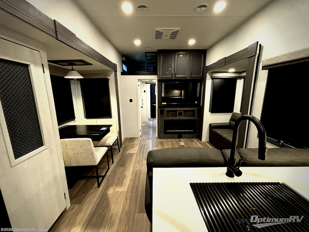New 2027 East to West Ahara 385DS available in Ocala, Florida