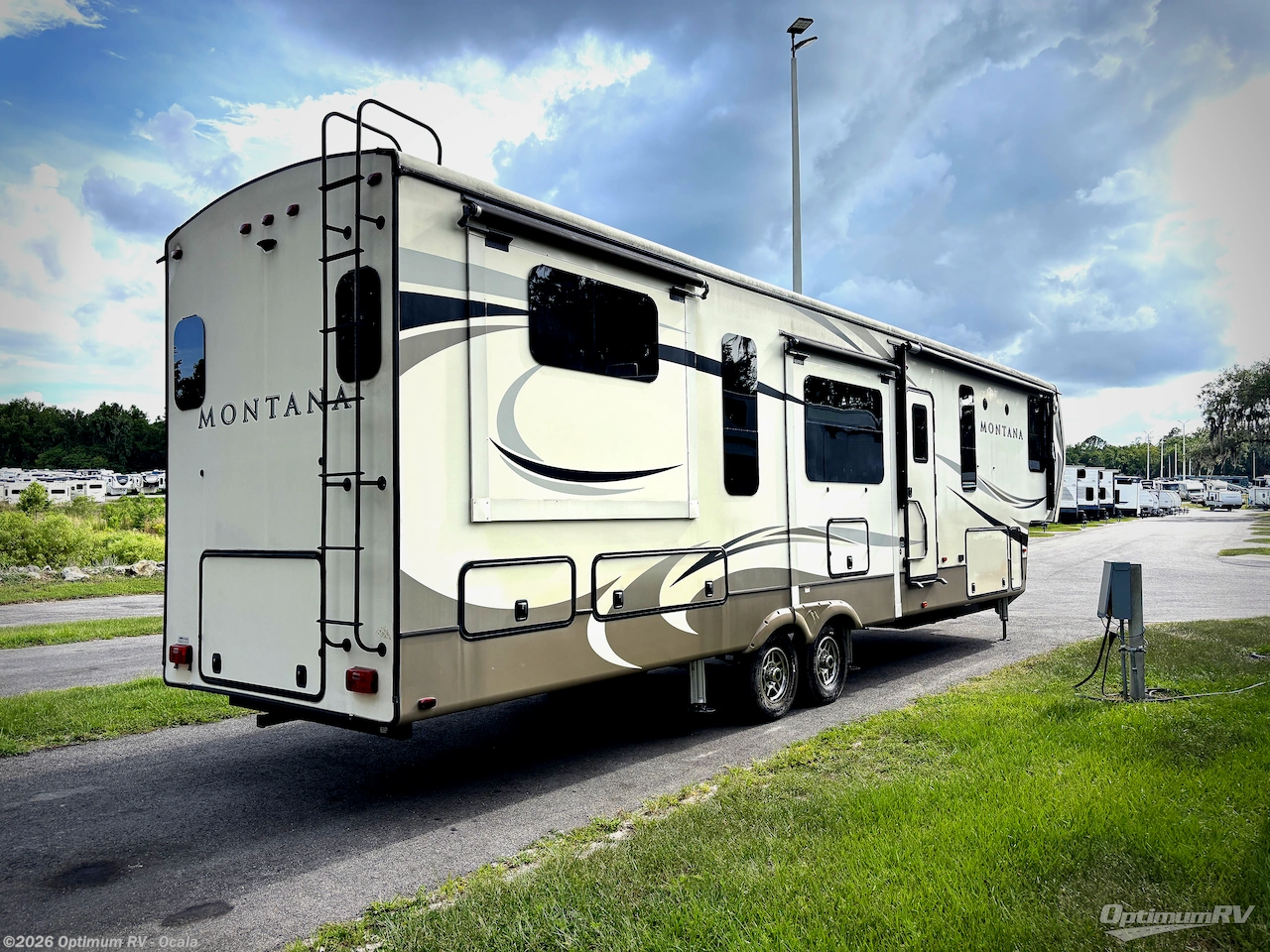 2019 Keystone Montana 3791RD - Used Fifth Wheel For Sale by Optimum RV - Ocala in Ocala, Florida features Slideout, Awning