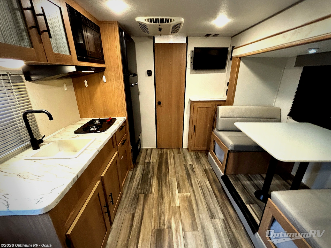 2022 Avenger LT 17FQS by Prime Time from Optimum RV - Ocala in Ocala, Florida