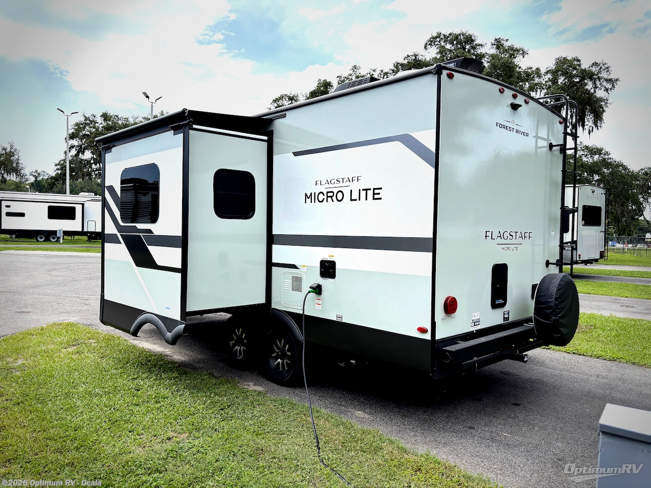 2027 Flagstaff Micro Lite 22FBS by Forest River from Optimum RV - Ocala in Ocala, Florida
