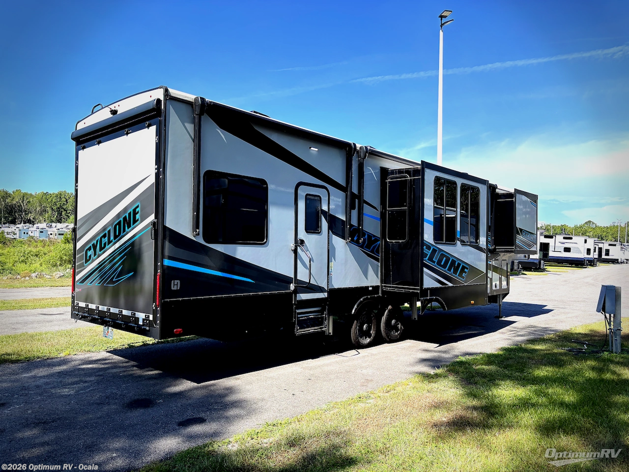 2025 Heartland Cyclone 3714 - Used Fifth Wheel For Sale by Optimum RV - Ocala in Ocala, Florida features Awning, Slideout