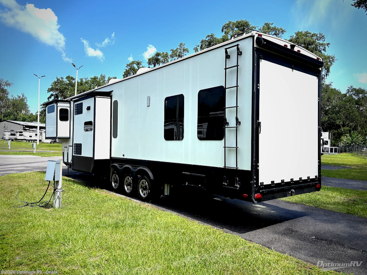 2021 Momentum 397TH by Grand Design from Optimum RV - Ocala in Ocala, Florida