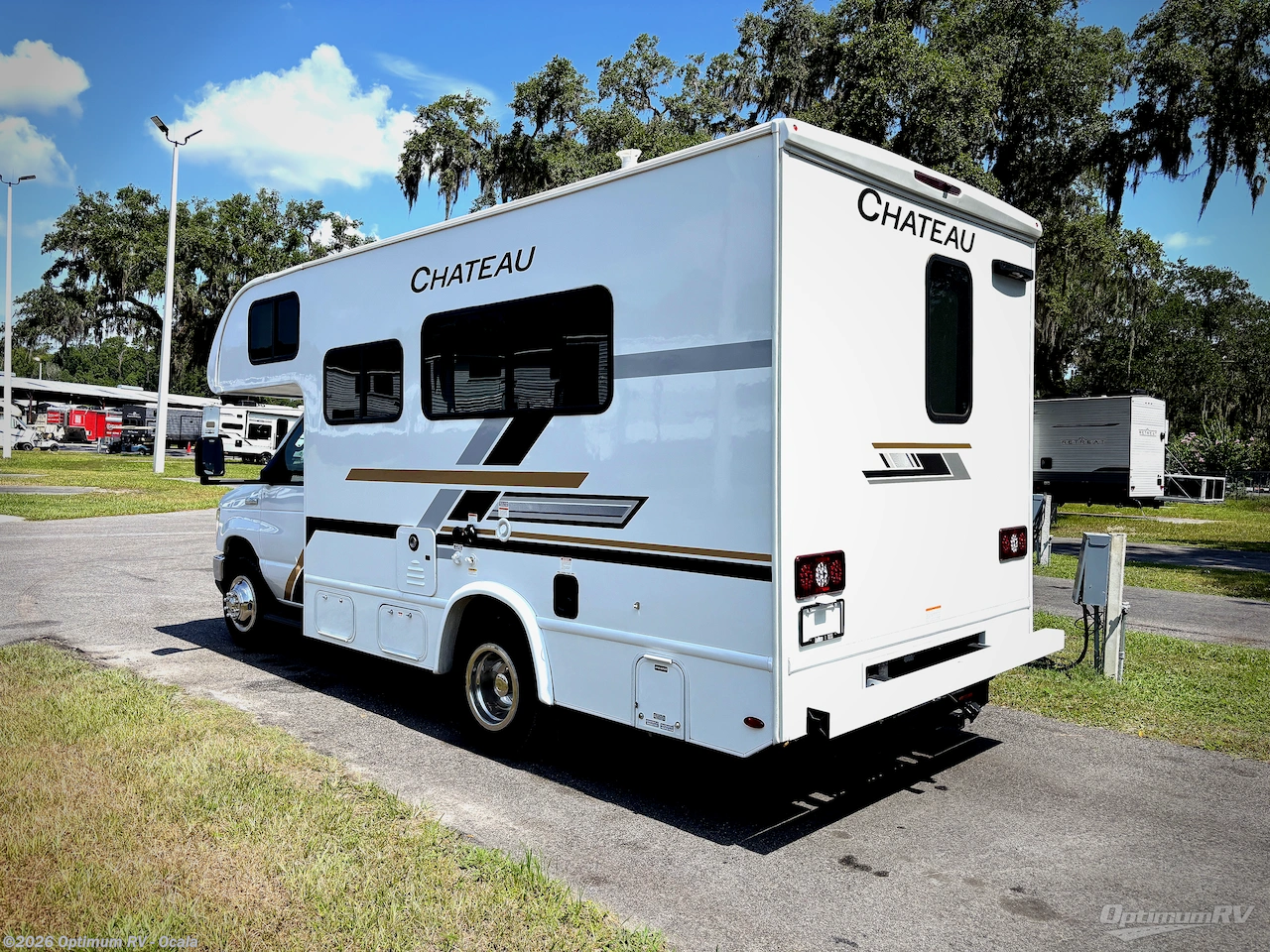 2026 Chateau 19X by Thor from Optimum RV - Ocala in Ocala, Florida