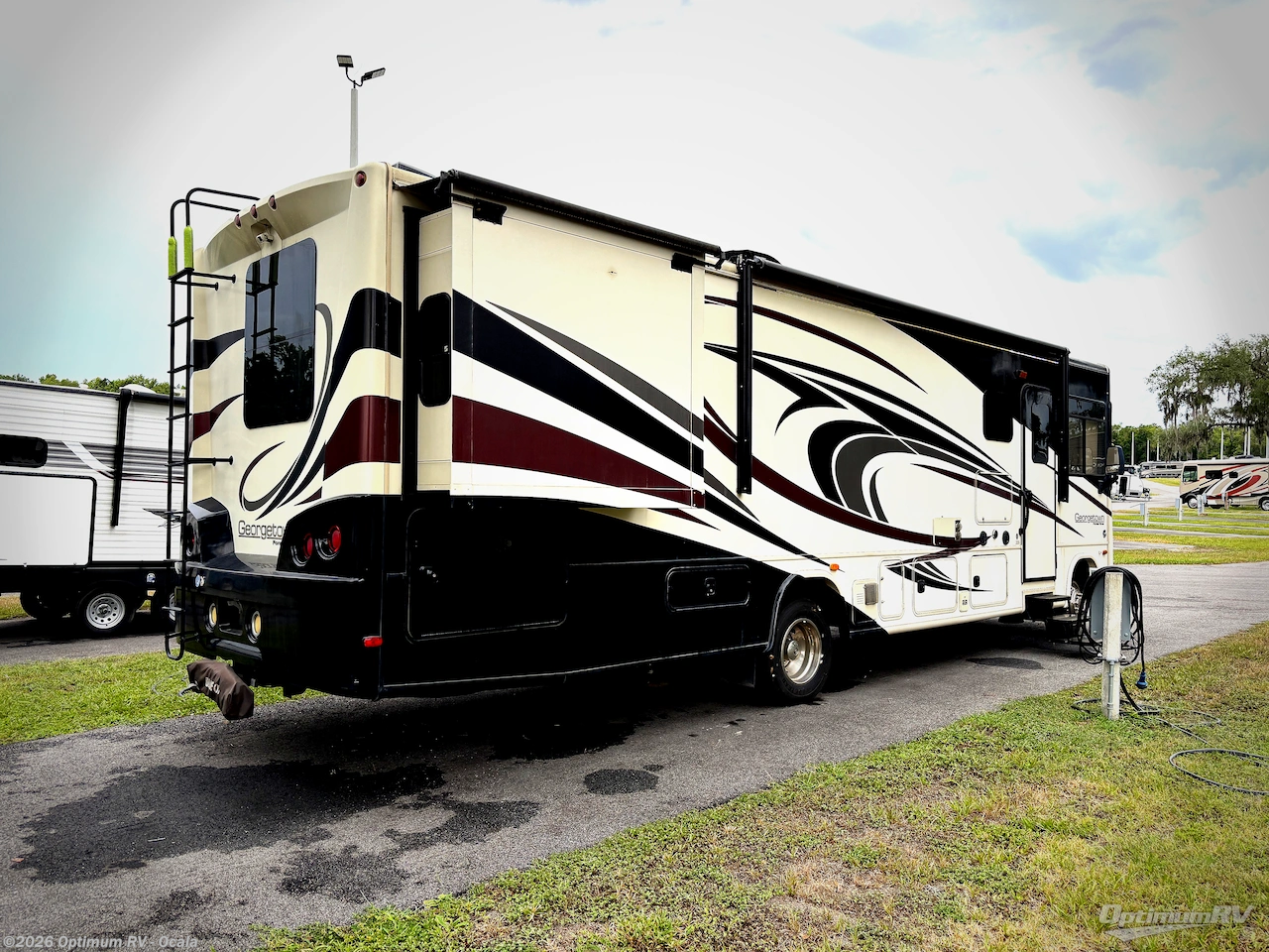 2015 Forest River Georgetown 335DS - Used Class A For Sale by Optimum RV - Ocala in Ocala, Florida features Slideout