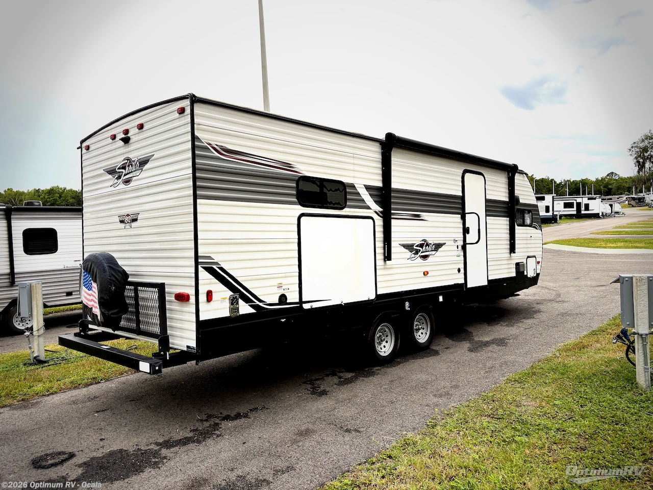 2023 Shasta Shasta 25FK - Used Travel Trailer For Sale by Optimum RV - Ocala in Ocala, Florida features Slideout, Awning