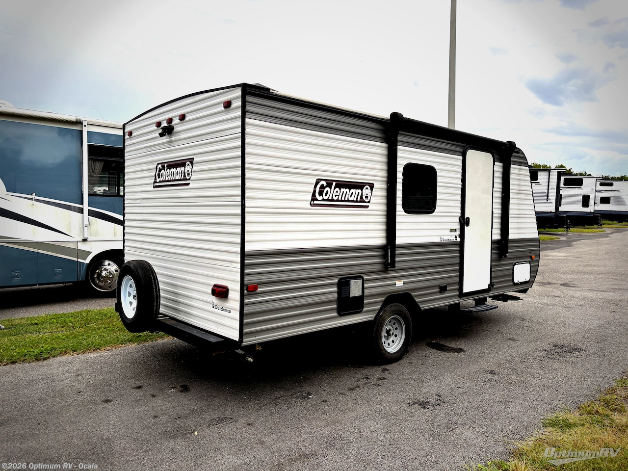 2022 Dutchmen Coleman 17B - Used Travel Trailer For Sale by Optimum RV - Ocala in Ocala, Florida features Awning