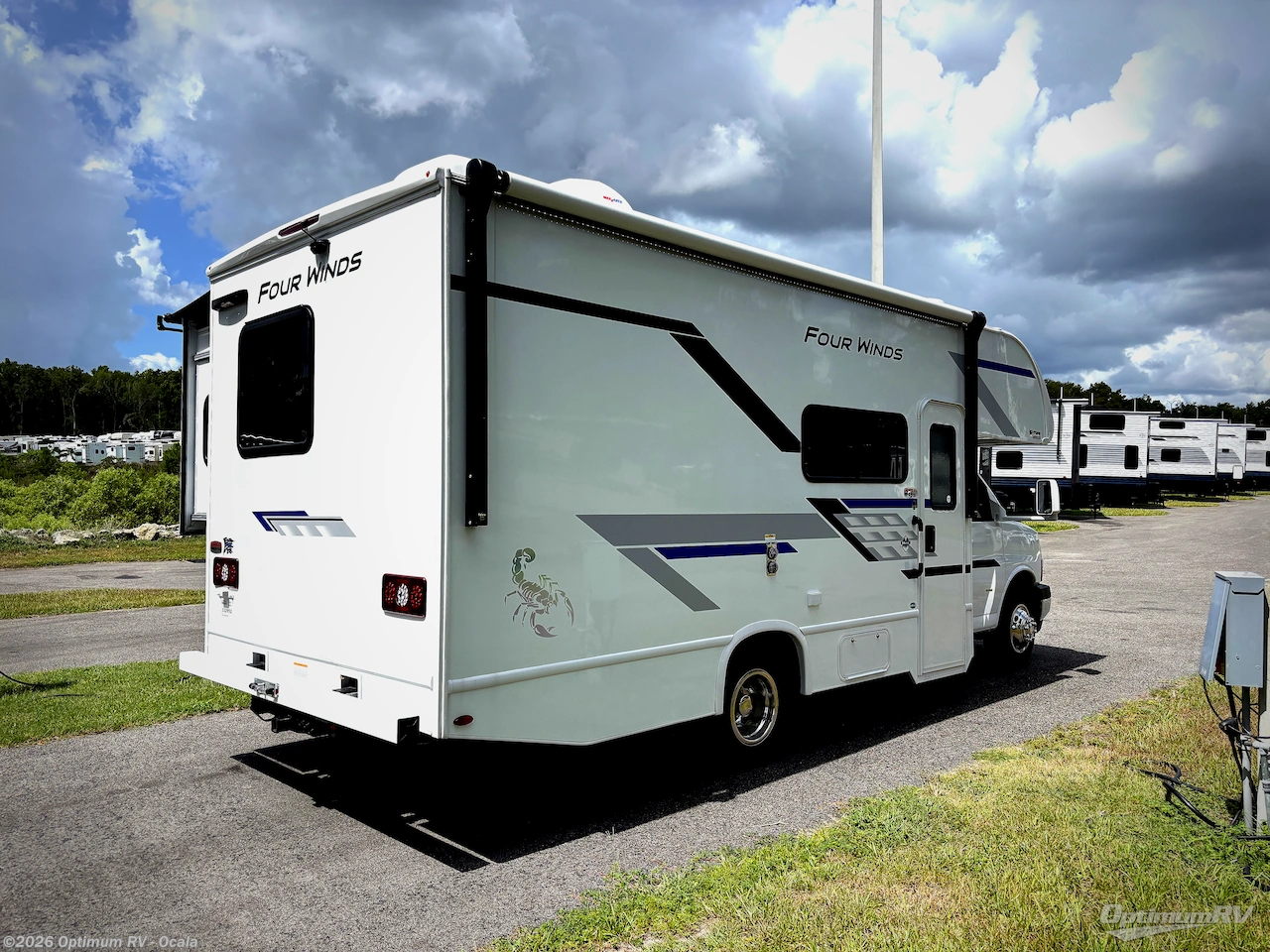 2026 Thor Four Winds 22Z - Used Class C For Sale by Optimum RV - Ocala in Ocala, Florida features Slideout, Awning