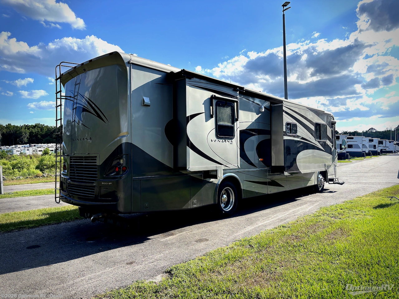 2008 Newmar Ventana VTDP 3936 - Used Class A For Sale by Optimum RV - Ocala in Ocala, Florida features Slideout