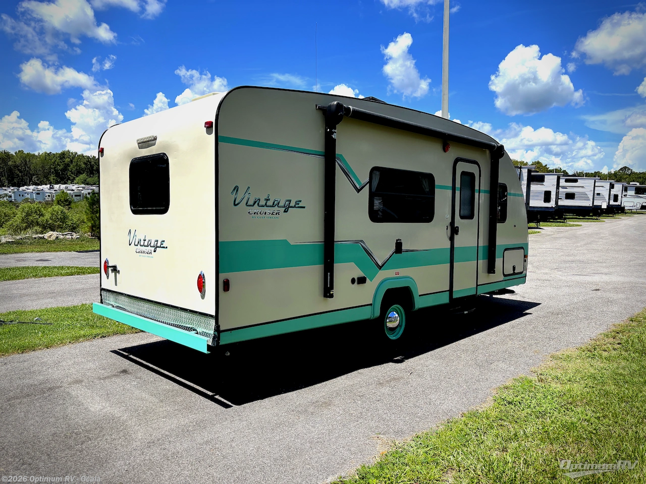 2017 Gulf Stream Vintage Cruiser 19RBS - Used Travel Trailer For Sale by Optimum RV - Ocala in Ocala, Florida