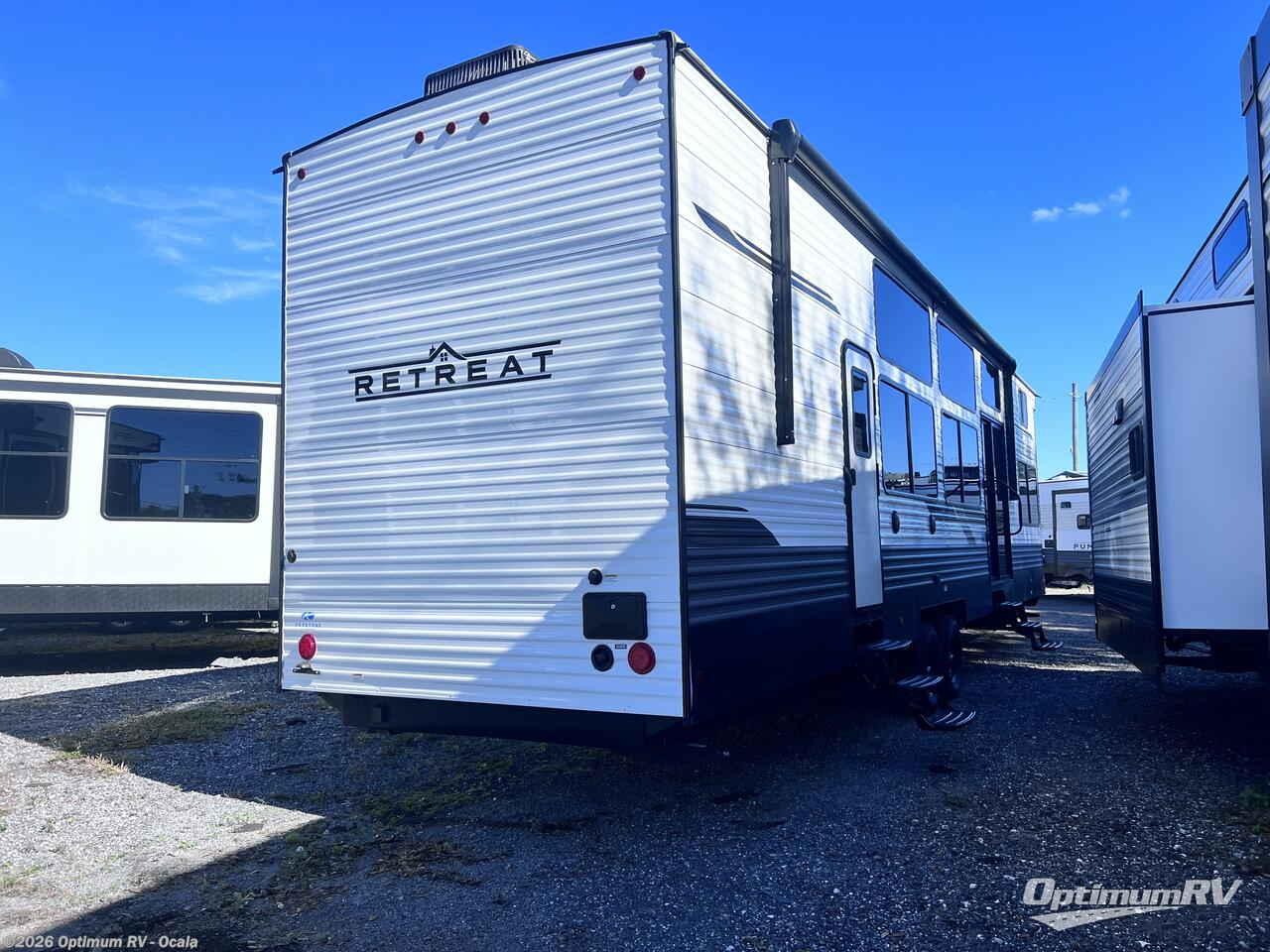 2025 Keystone Retreat 391CLDL - New Destination Trailer For Sale by Optimum RV - Ocala in Ocala, Florida features Slideout, Awning