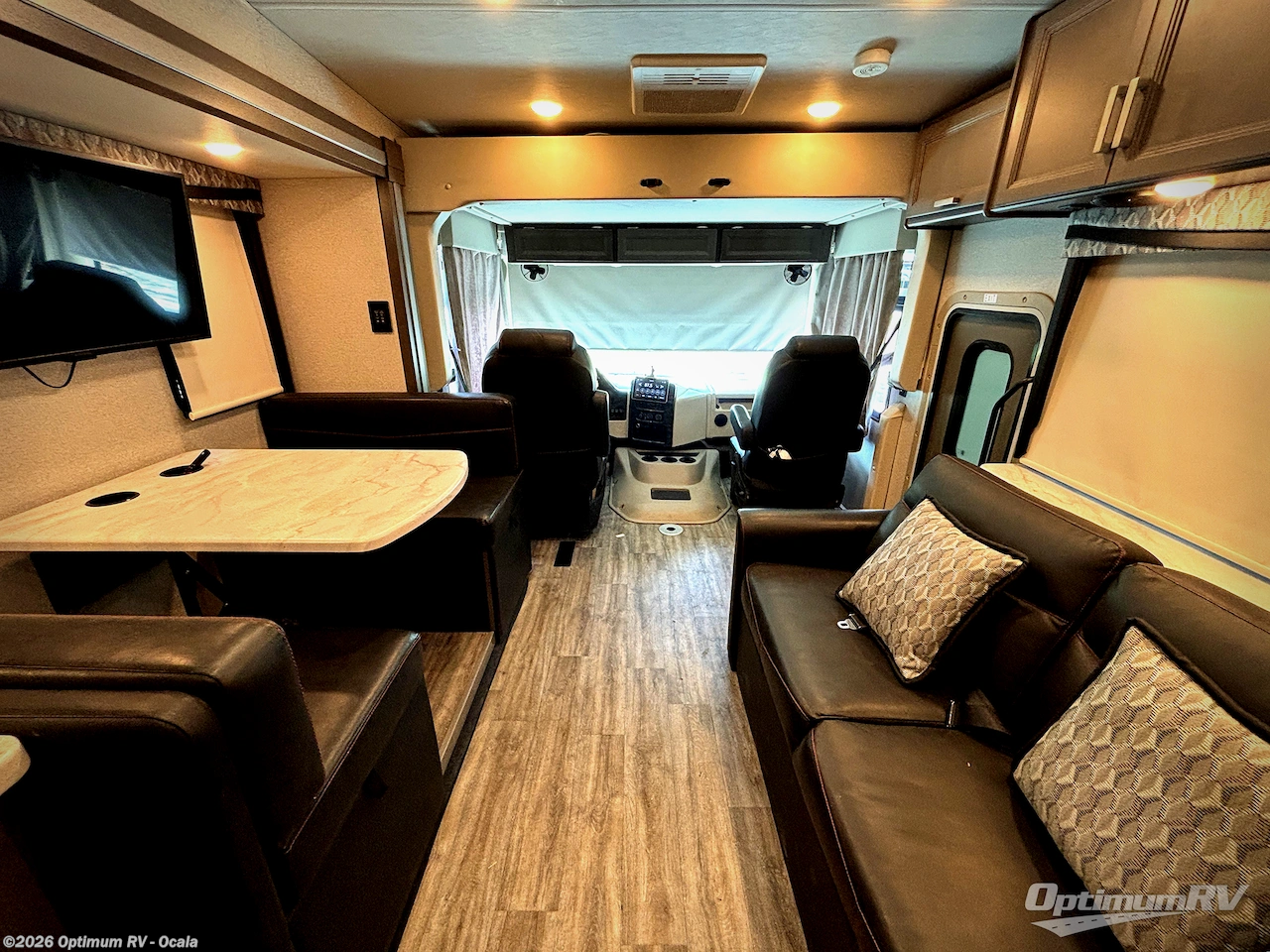 2024 Outlaw 38MB by Thor from Optimum RV - Ocala in Ocala, Florida
