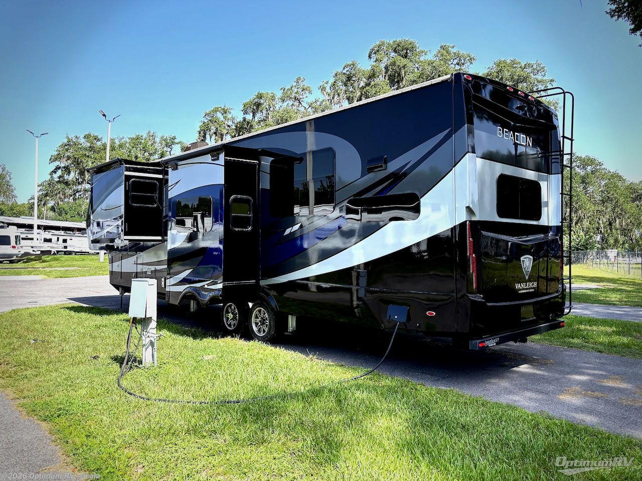 2021 Beacon 41LKB by Vanleigh from Optimum RV - Ocala in Ocala, Florida