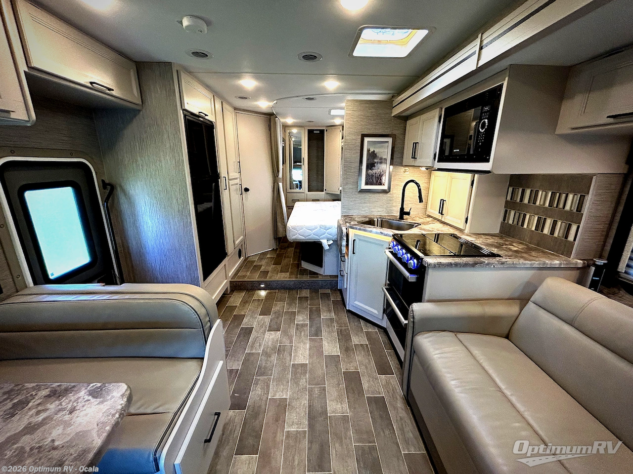 Used 2022 Four Winds Chateau 27R available in Ocala, Florida