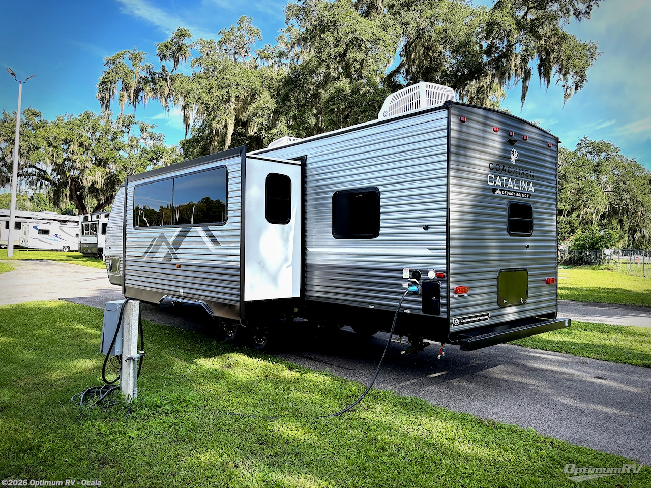 2027 Catalina Legacy Edition 293TQBSCK by Coachmen from Optimum RV - Ocala in Ocala, Florida